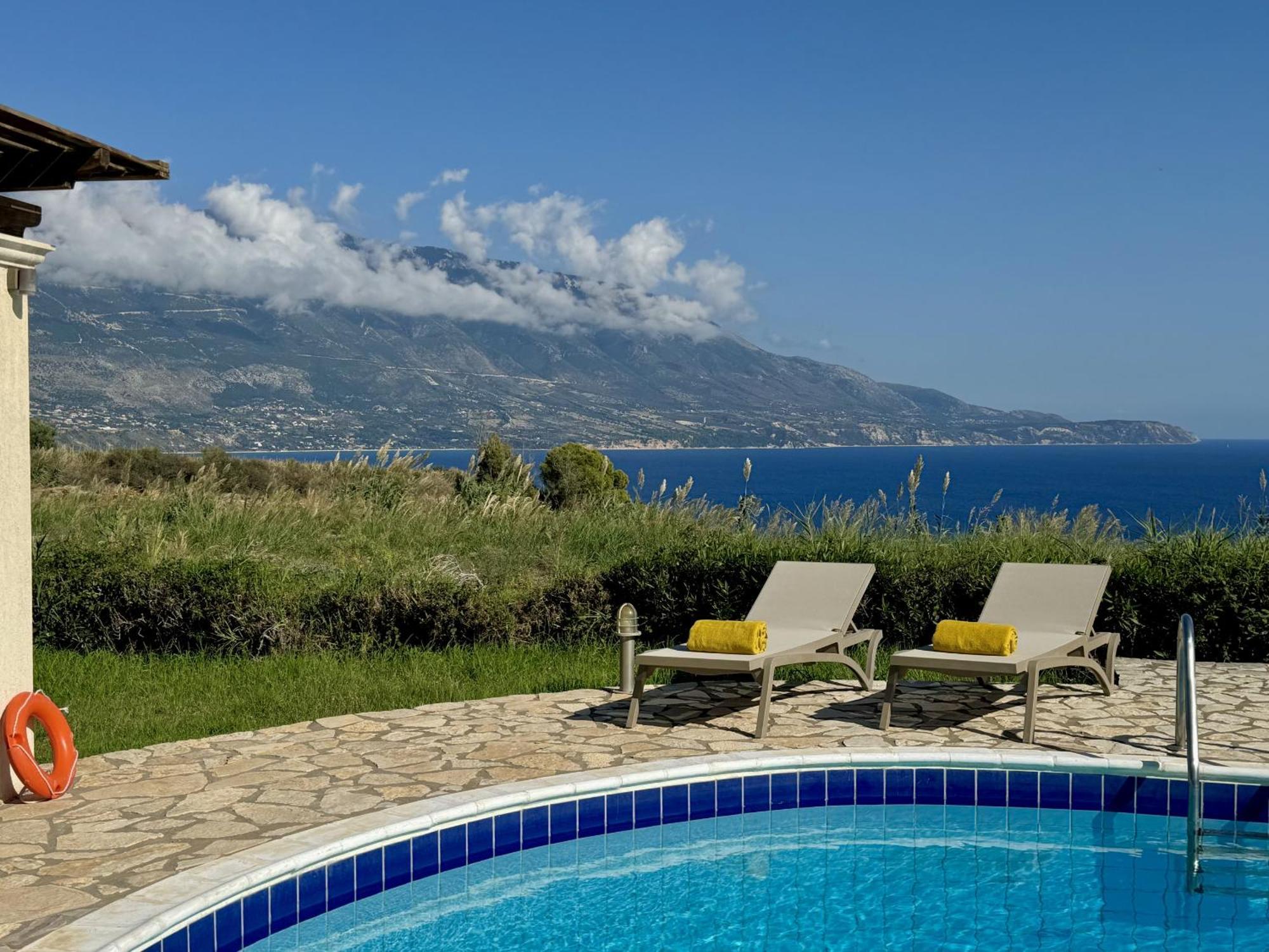 Villa Neptune Livathos  Екстер'єр фото